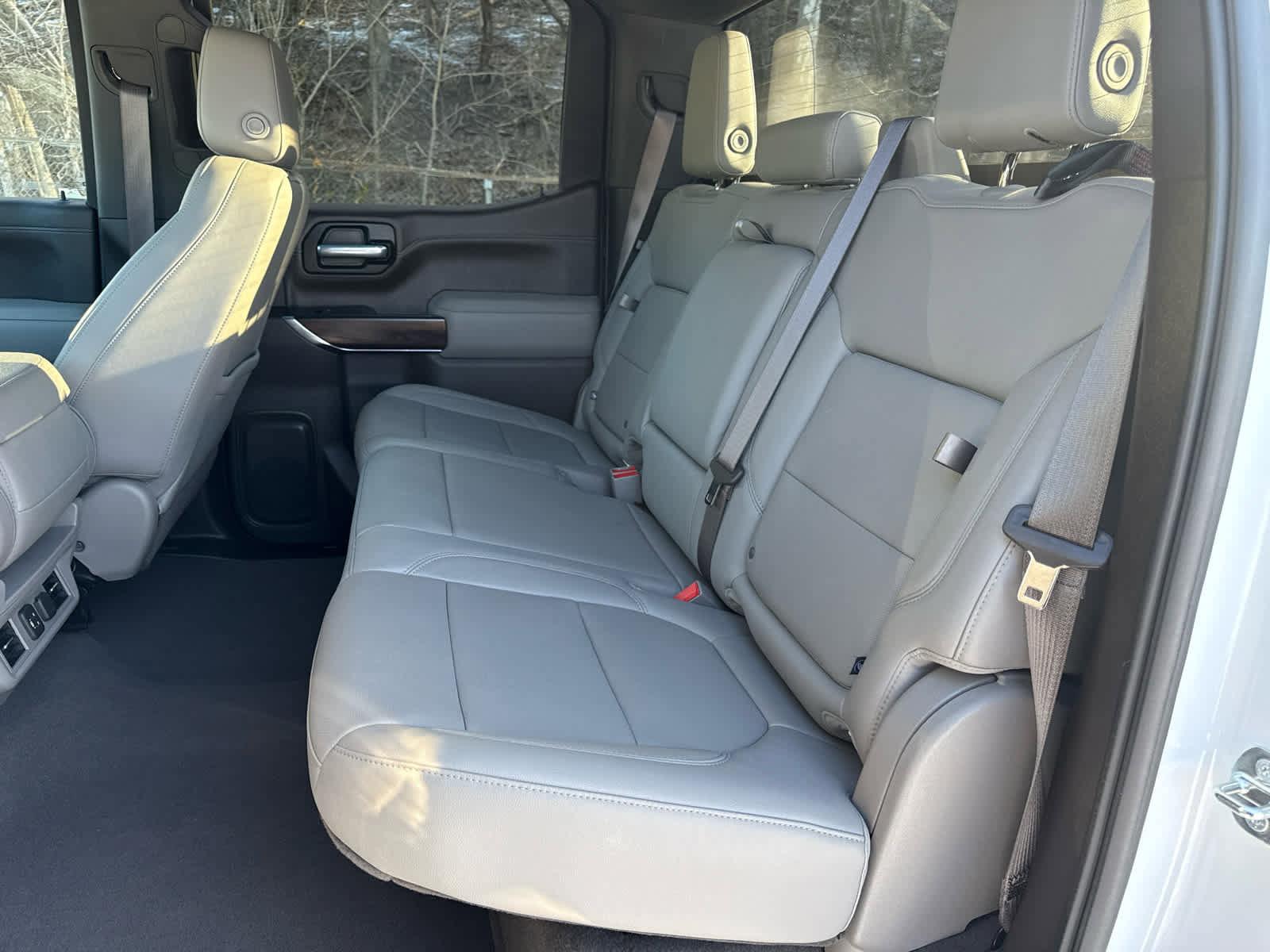 Used 2021 GMC Sierra 1500 SLT image 23