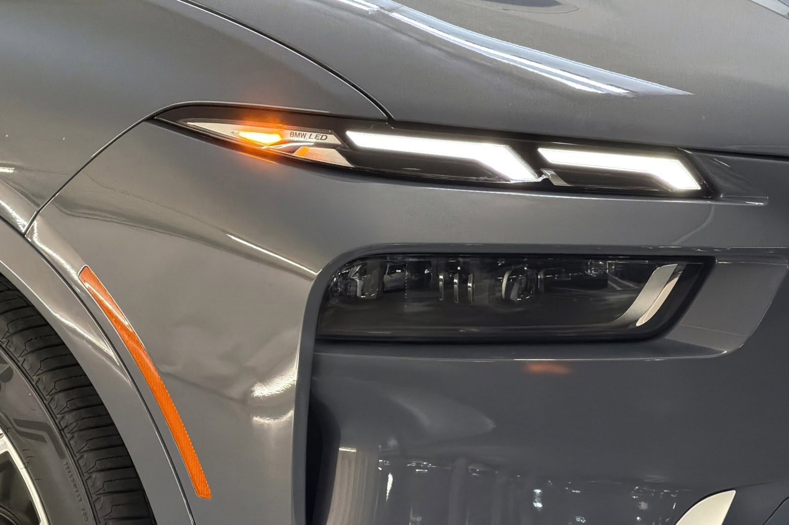 Used 2026 BMW X7 xDrive40i w/ Premium Package AWD/4WD image 10