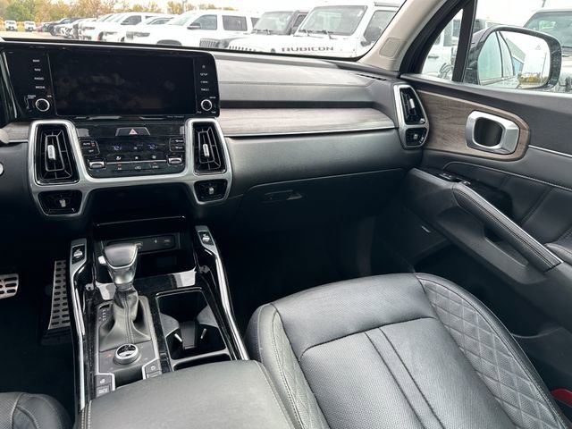 Used 2021 Kia Sorento SX Prestige AWD/4WD image 21