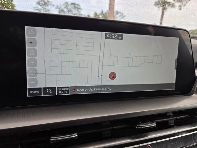 Used 2025 Kia Telluride S FWD image 28