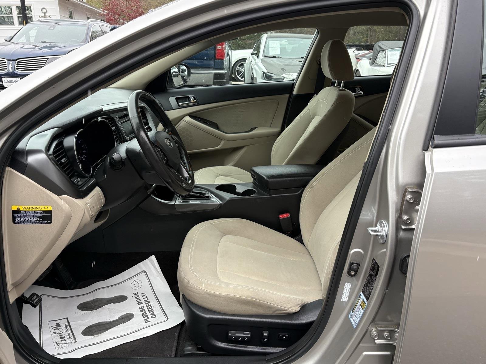 Used 2011 Kia Optima EX image 19