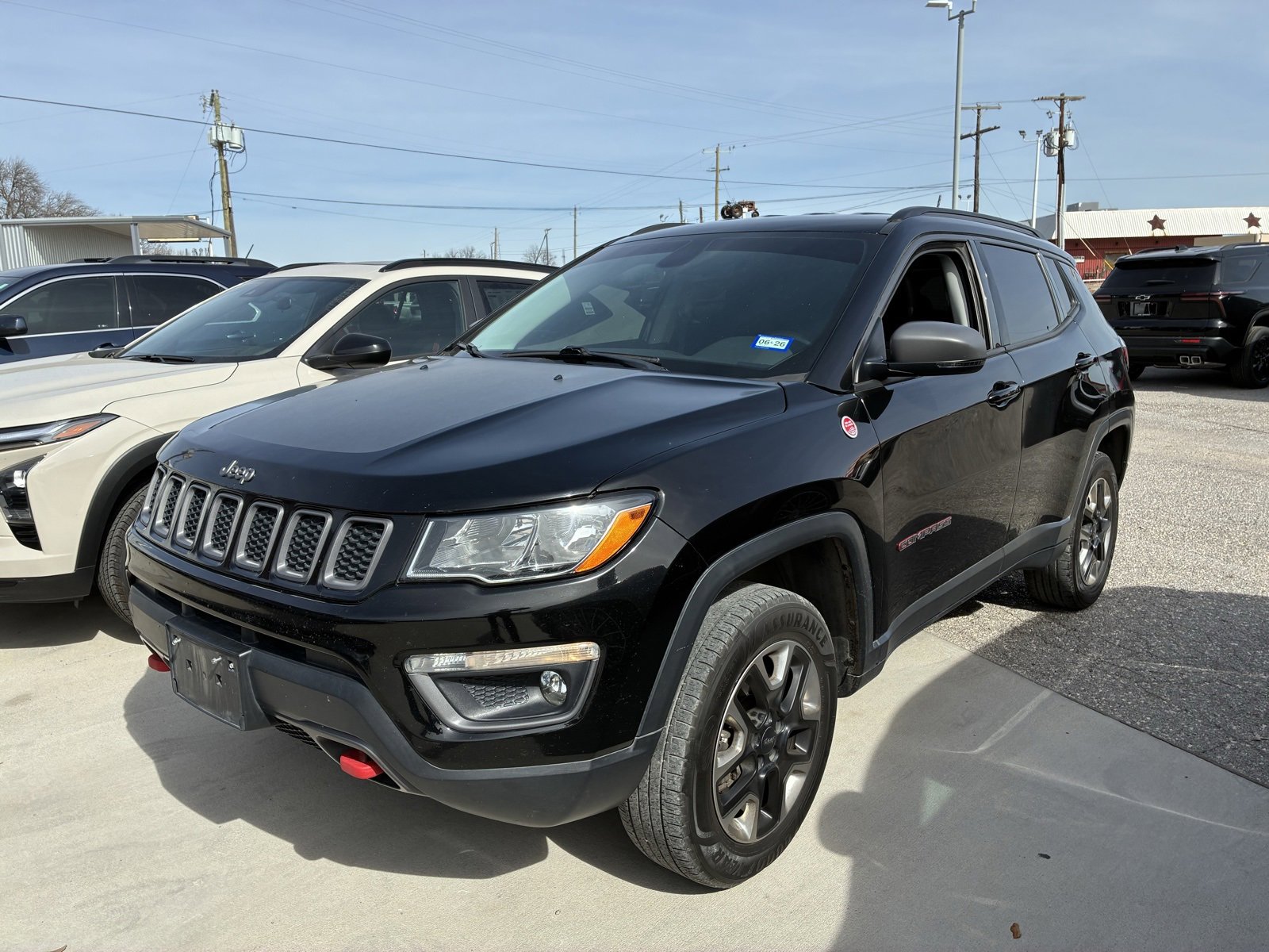 Used 2018 Jeep Compass Trailhawk video 1