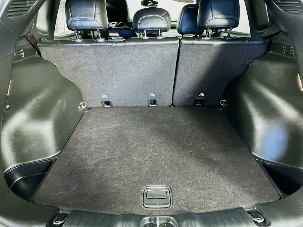 Certified 2024 Jeep Compass Limited image 36