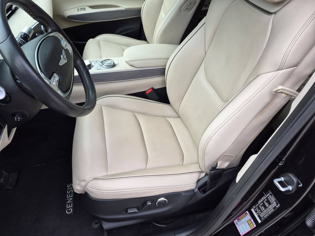 Used 2024 Genesis GV70 2.5T w/ Advanced Package AWD/4WD image 24