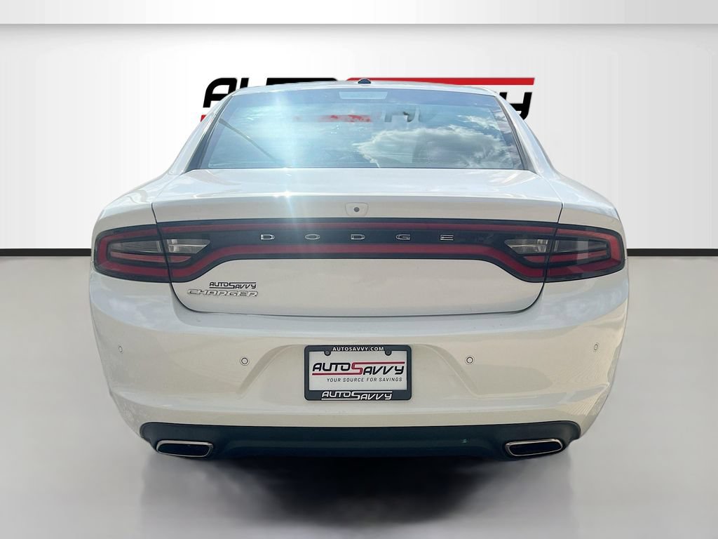 Used 2021 Dodge Charger SXT w/ Leather Interior Group RWD image 6