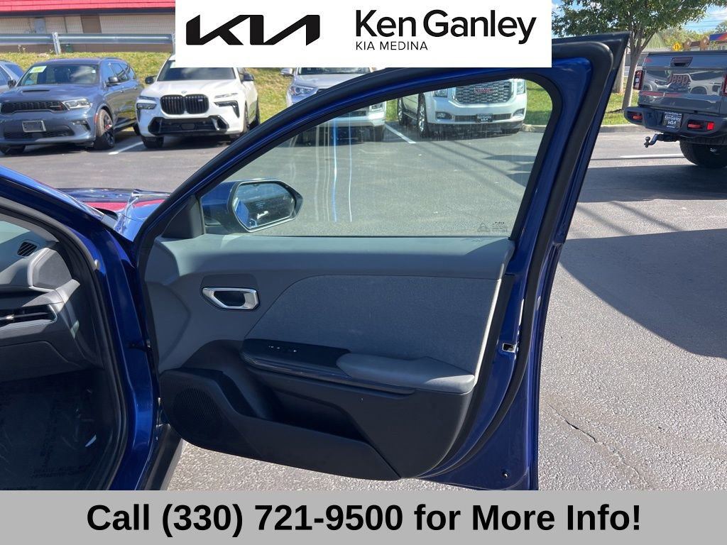 Certified 2025 Kia K4 EX image 57