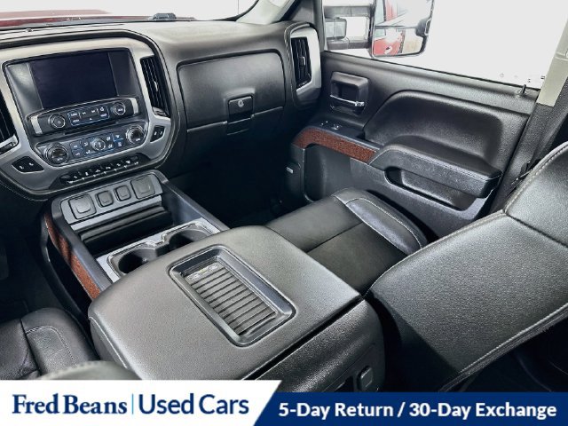 Used 2019 GMC Sierra 2500 SLT w/ Duramax Plus Package AWD/4WD image 31