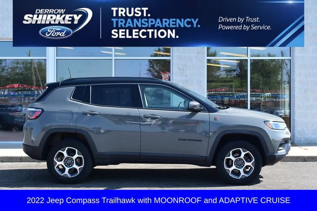 Used 2022 Jeep Compass Trailhawk w/ Sun and Sound Group AWD/4WD image 3