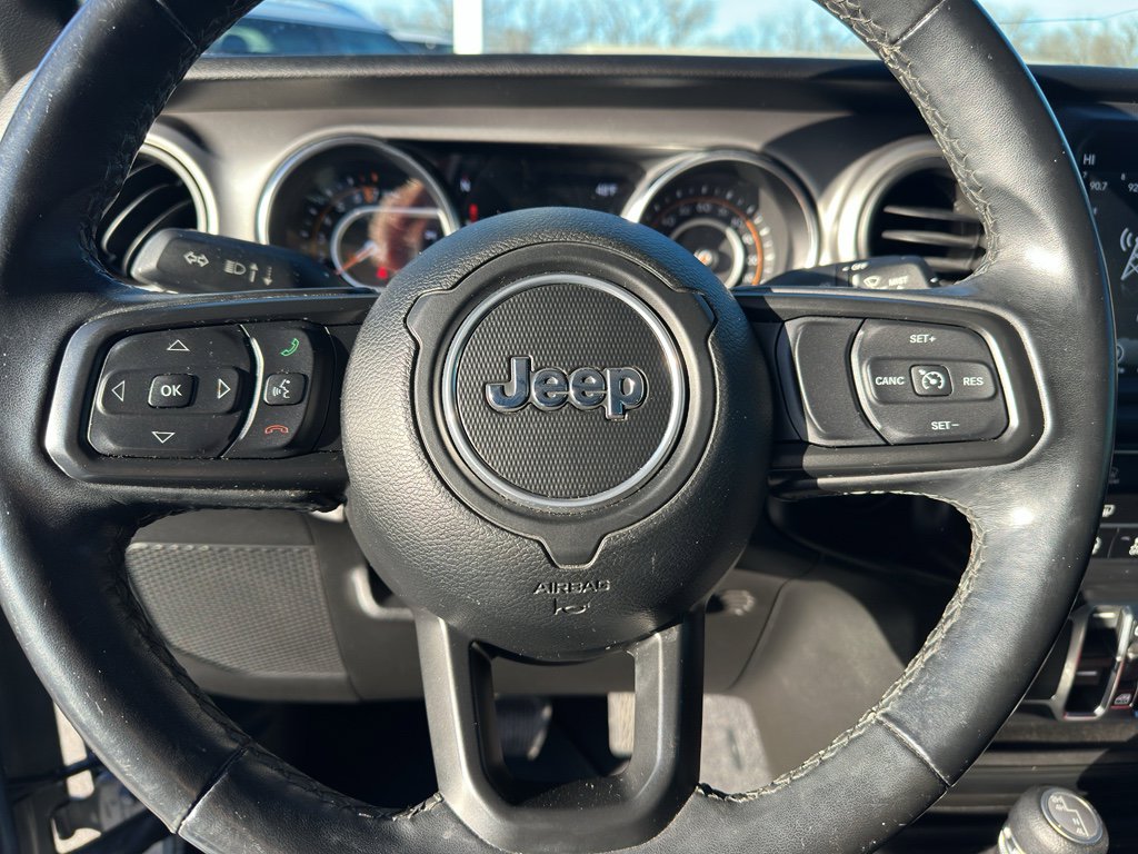 Used 2021 Jeep Gladiator Sport image 14