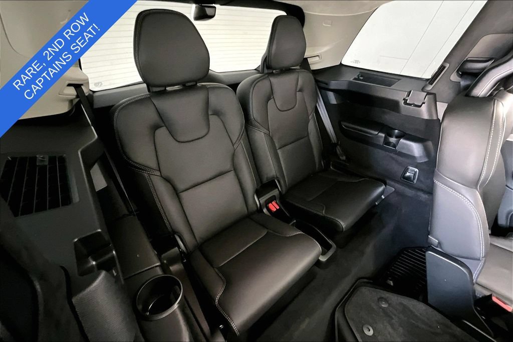 Certified 2025 Volvo XC90 T8 Ultra w/ Lounge Package AWD/4WD image 38