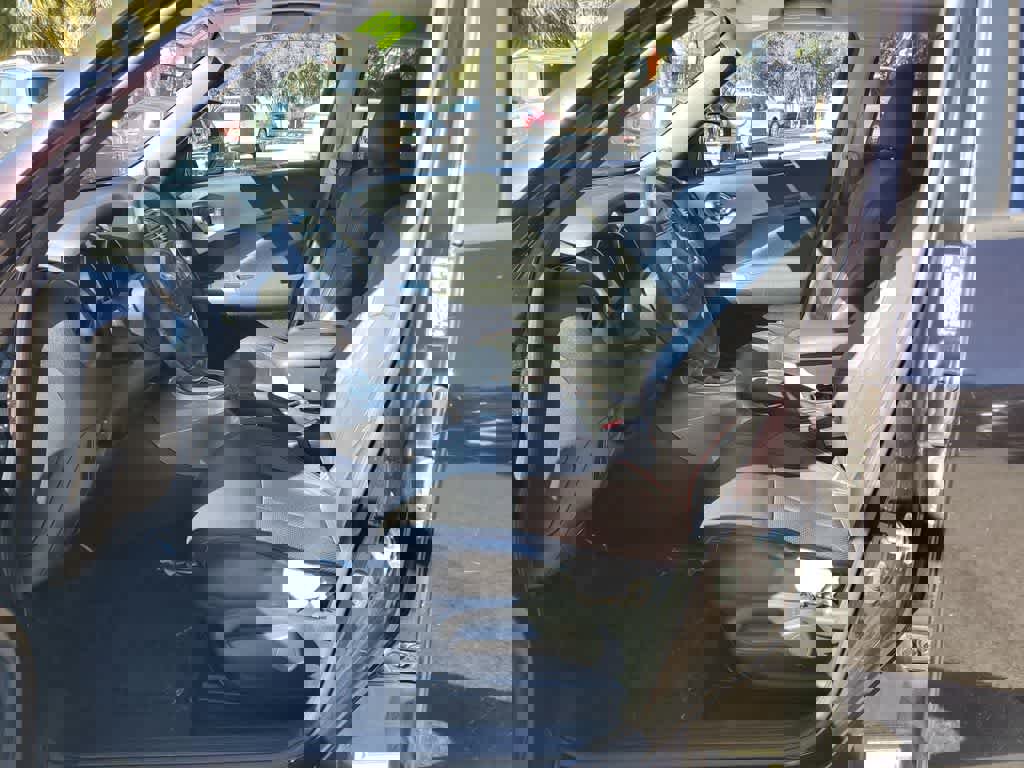 Used 2015 Nissan Juke SL image 21