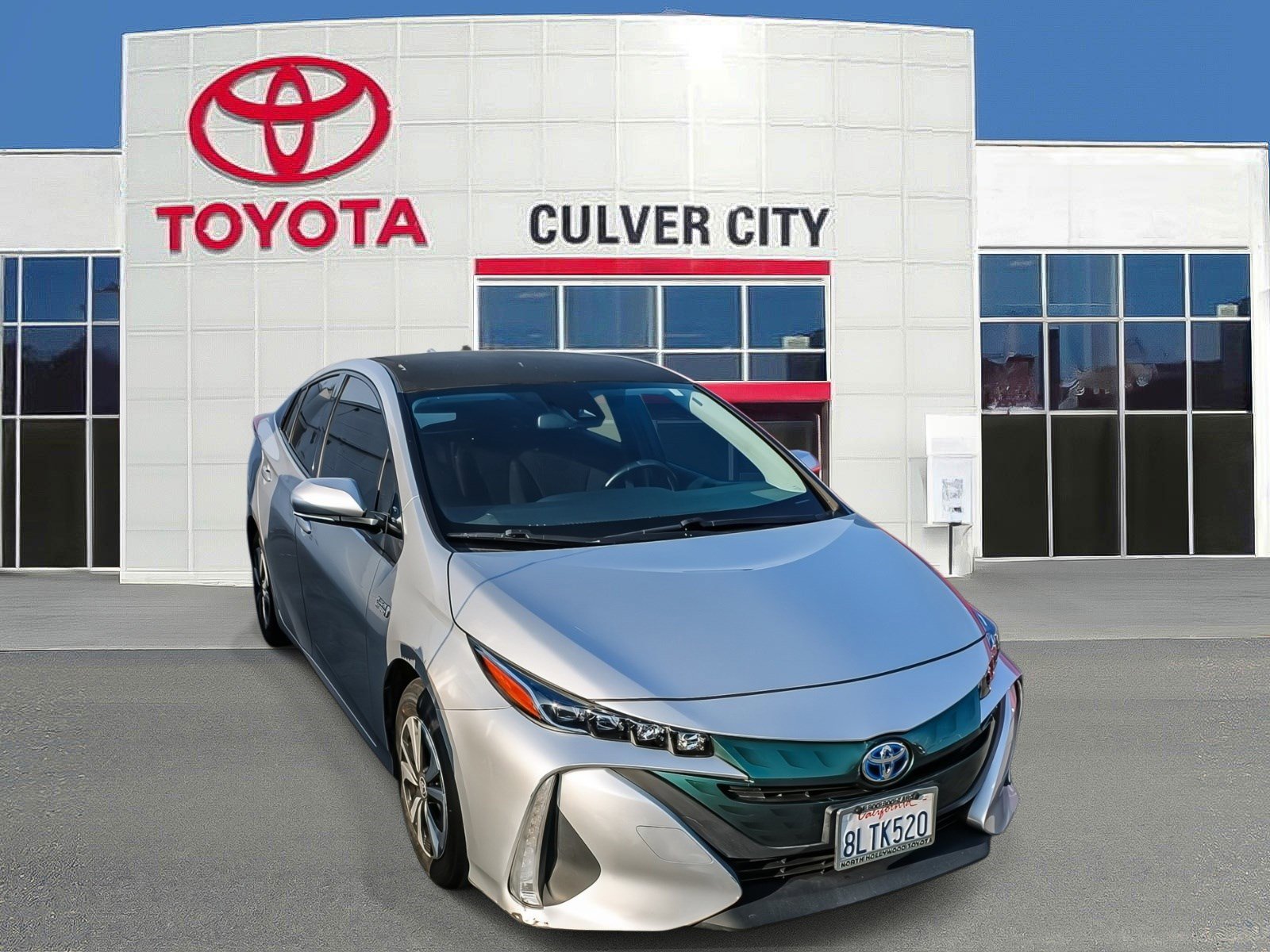 Used 2019 Toyota Prius Prime Premium image 1
