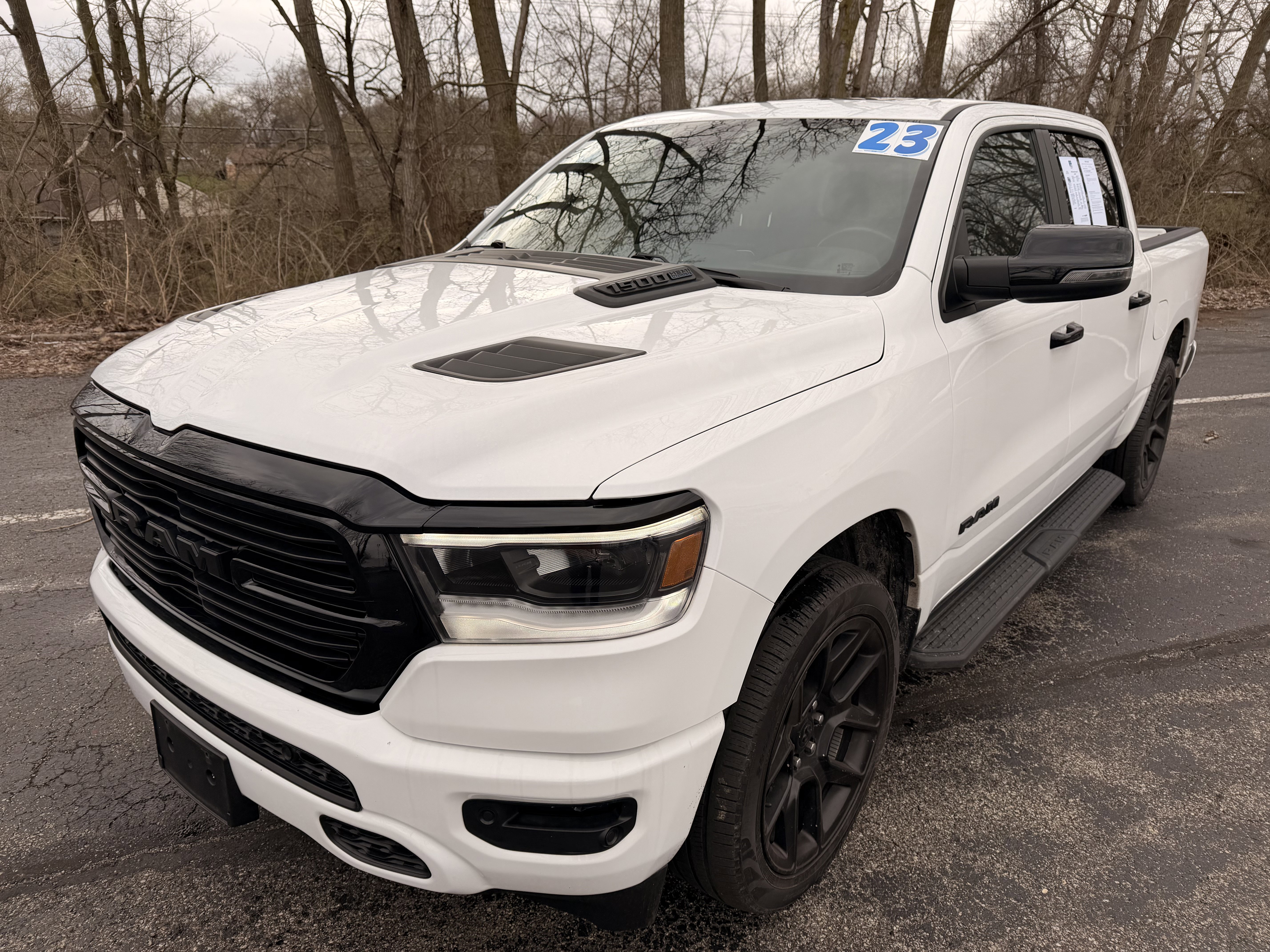 Used 2023 RAM 1500 Laramie AWD/4WD image 8