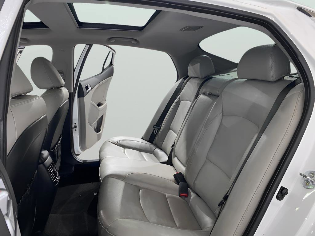 Used 2015 Kia Optima EX w/ EX Premium Package FWD image 9
