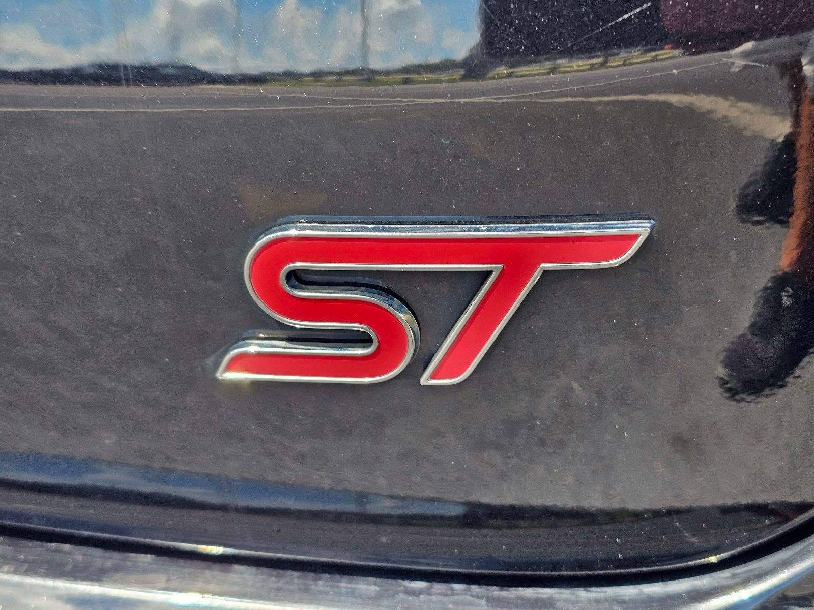 Used 2019 Ford Edge ST w/ Equipment Group 401A AWD/4WD image 10