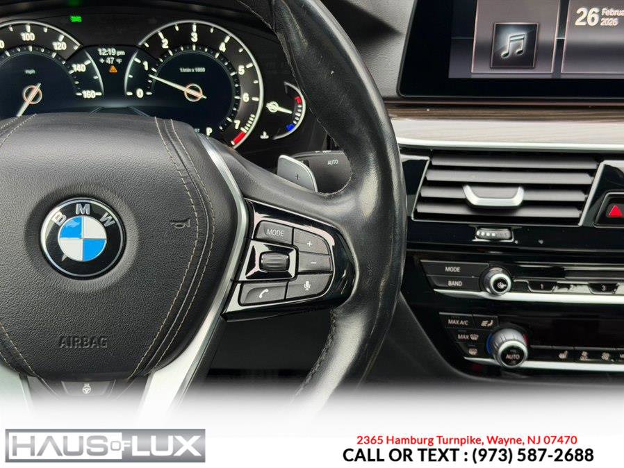 Used 2019 BMW 530i xDrive AWD/4WD image 36