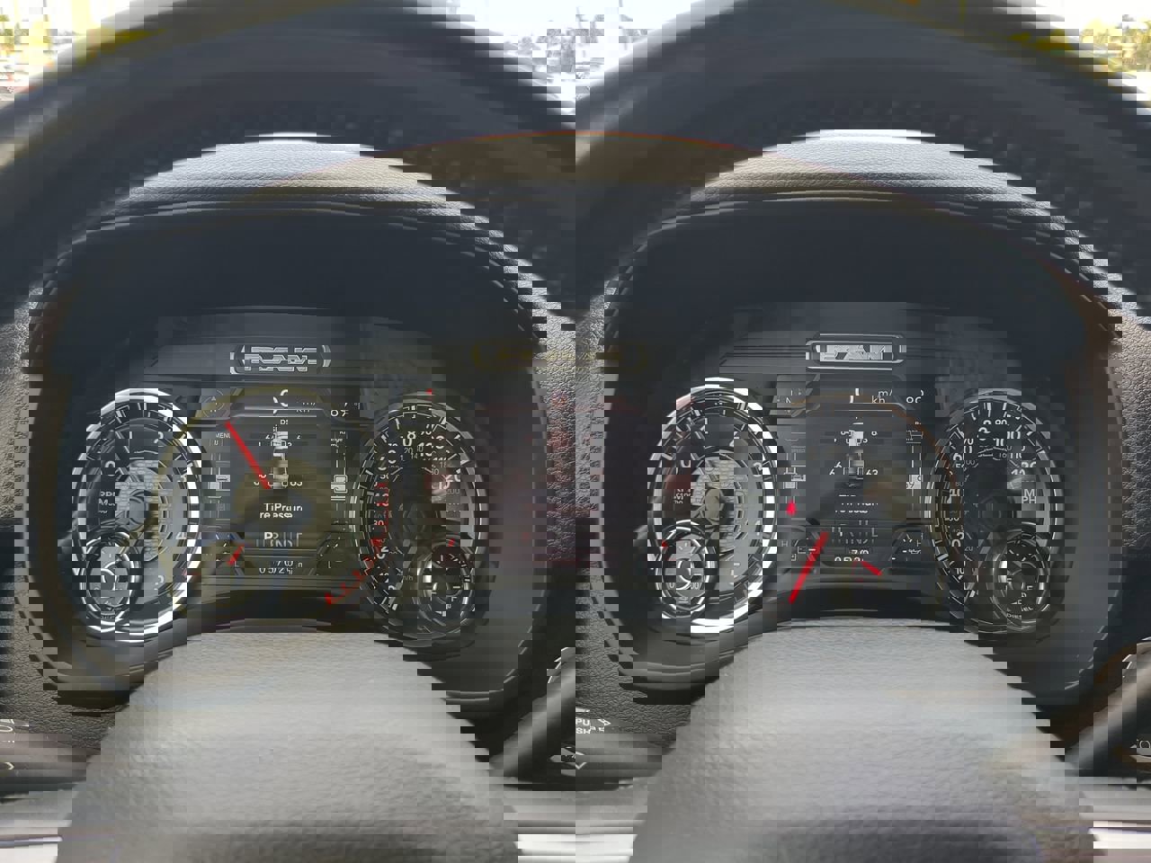 Used 2022 RAM 2500 Big Horn w/ Level C Equiment Group image 28