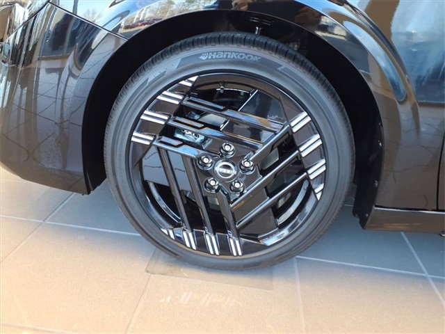 New 2026 Nissan Sentra SR image 8