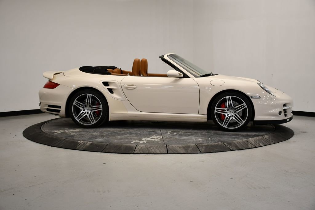 Used 2009 Porsche 911 Turbo image 16