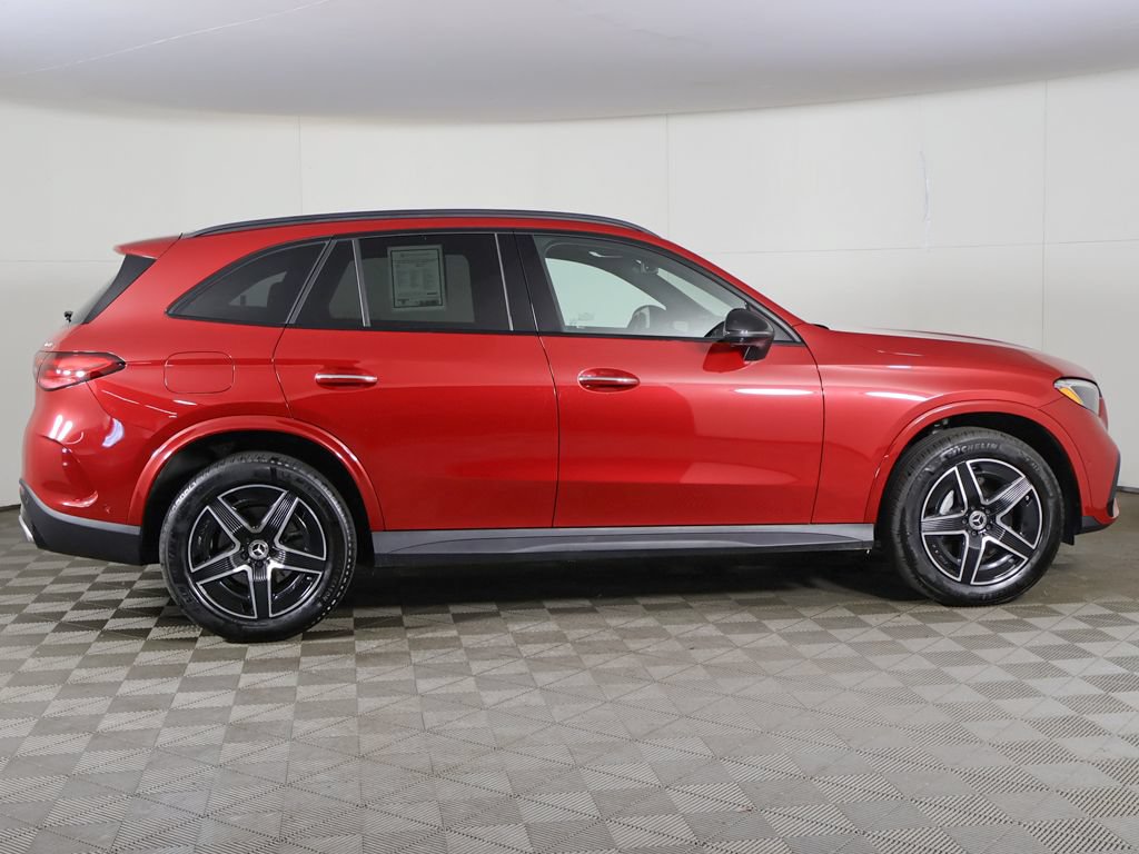 Used 2024 Mercedes-Benz GLC 300 4MATIC w/ AMG Line image 20