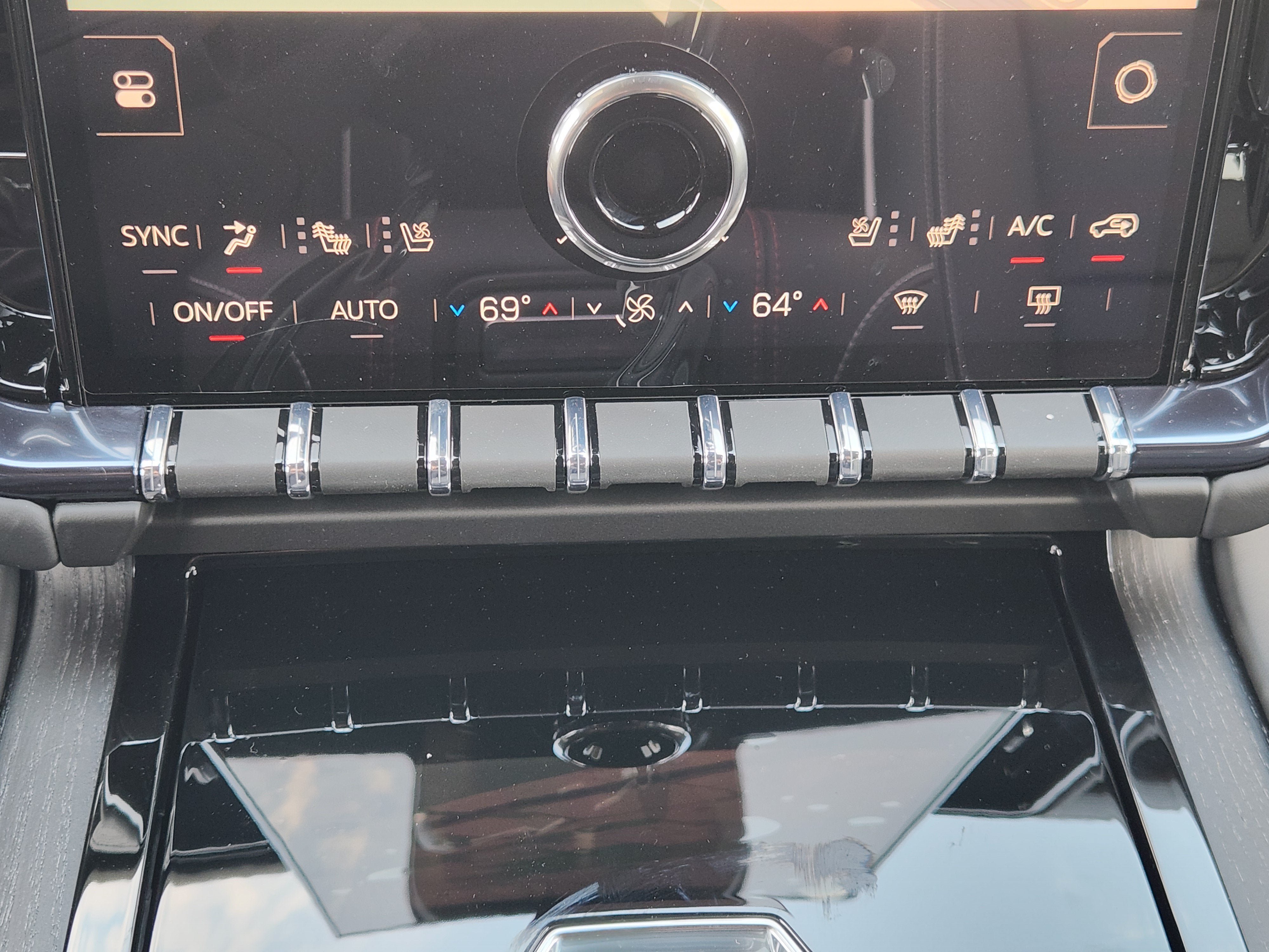 New 2027 GMC Yukon AT4 Ultimate AWD/4WD image 14