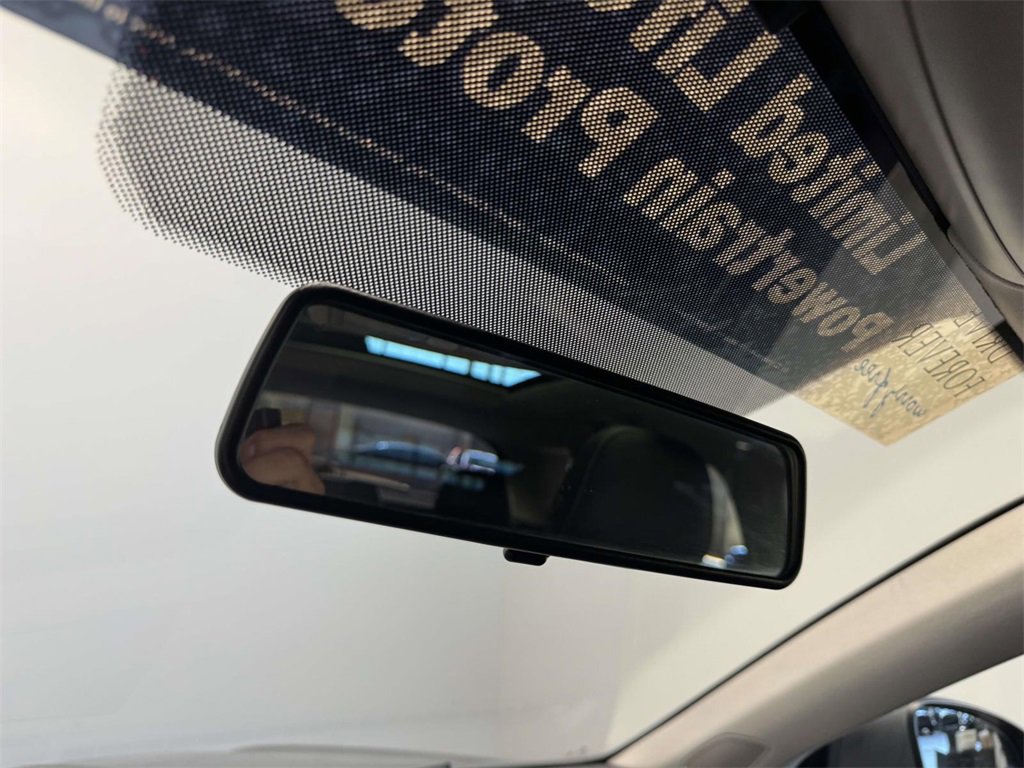 Used 2022 Volkswagen Taos SE image 31