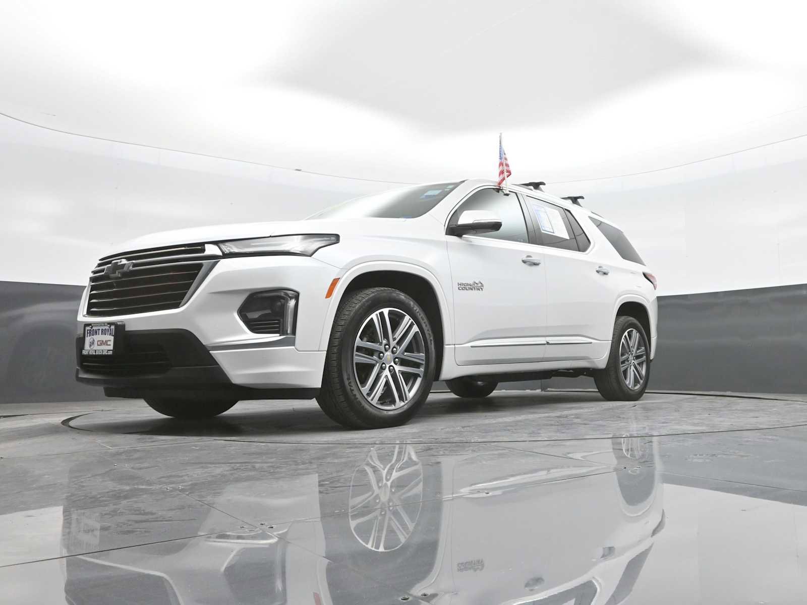 Used 2023 Chevrolet Traverse High Country AWD/4WD image 41
