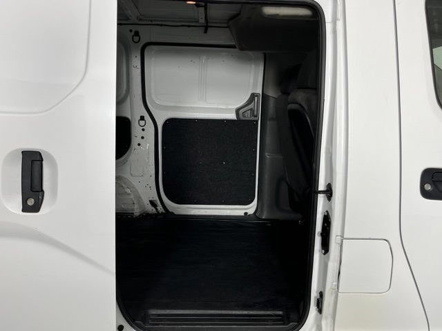 Used 2021 Nissan NV200 S w/ Back Door Glass Package FWD image 3
