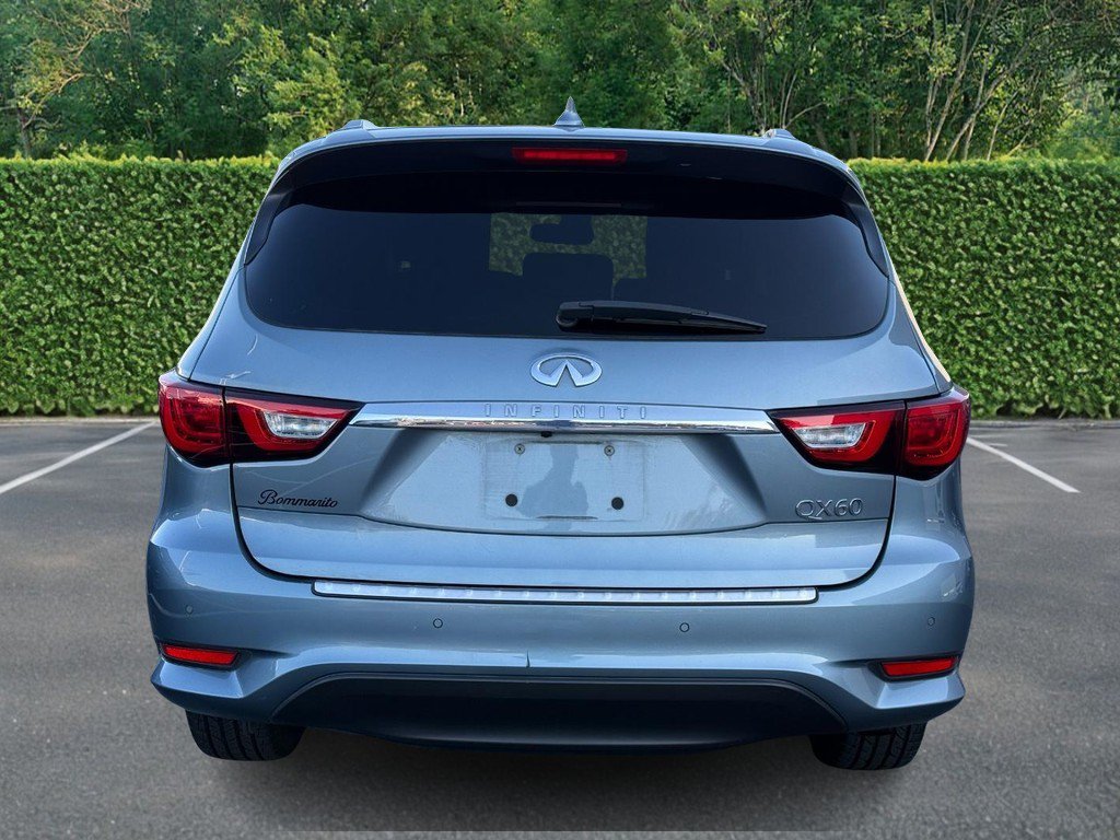 Used 2017 INFINITI QX60 Luxe w/ Premium Plus Package AWD/4WD image 5