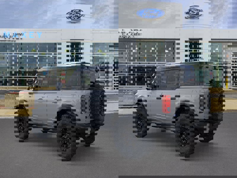 New 2026 Ford Bronco Big Bend w/ Black Diamond Package image 4