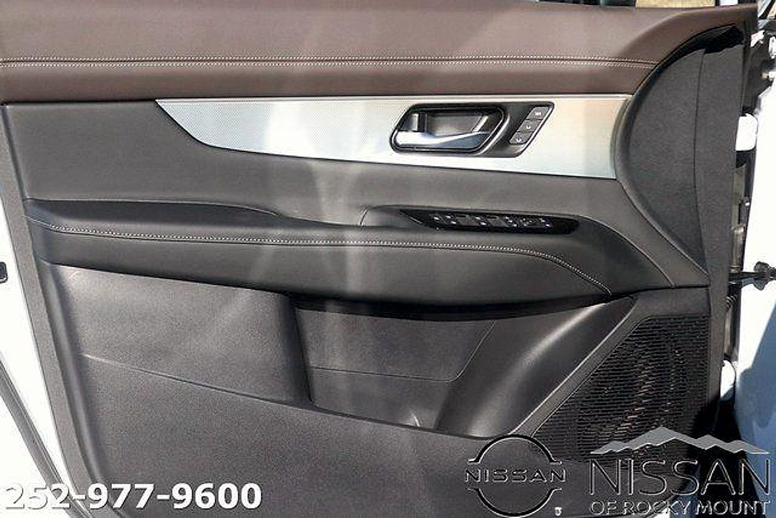 New 2026 Nissan Murano Platinum w/ Cargo Package AWD/4WD image 10