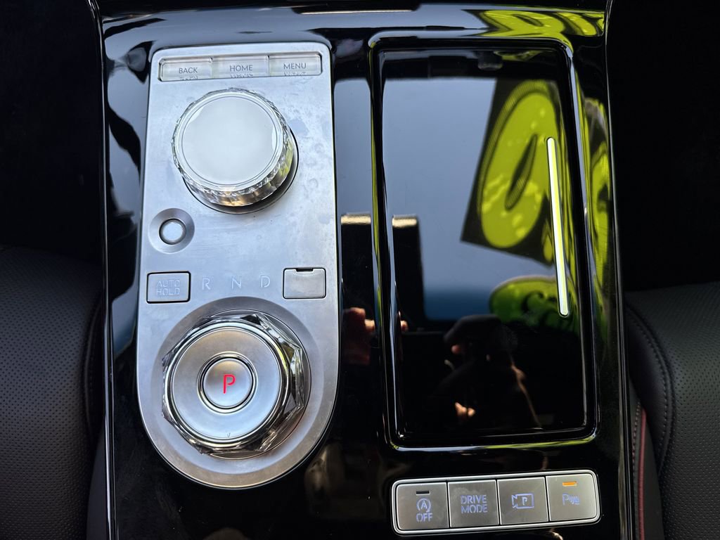 Used 2025 Genesis G80 2.5T Sport Prestige image 32