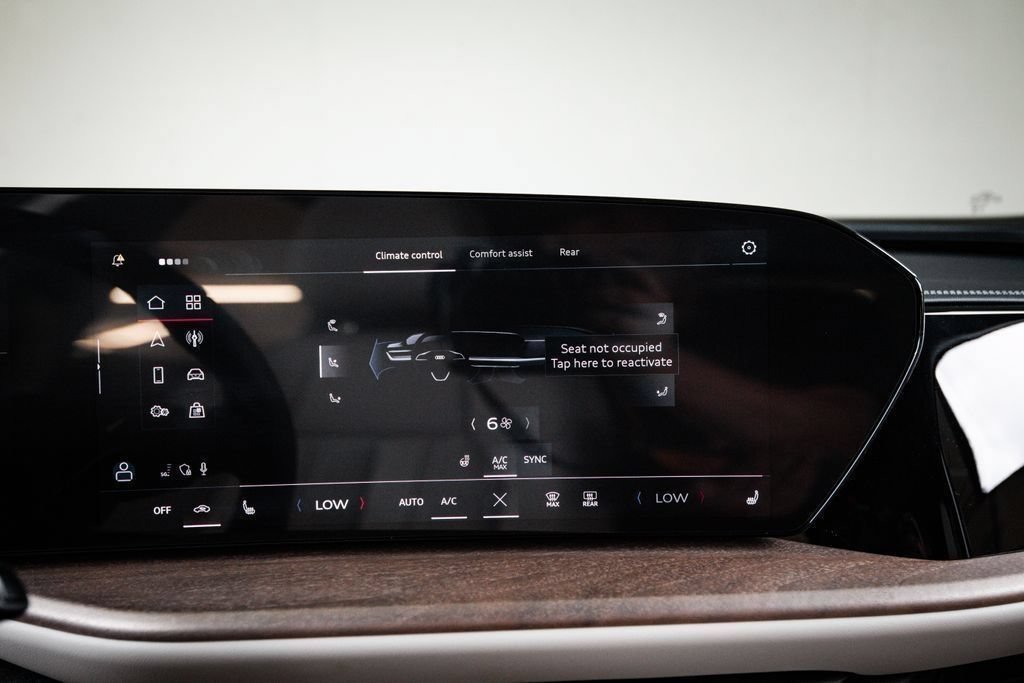 Used 2025 Audi Q5 Premium AWD/4WD image 18