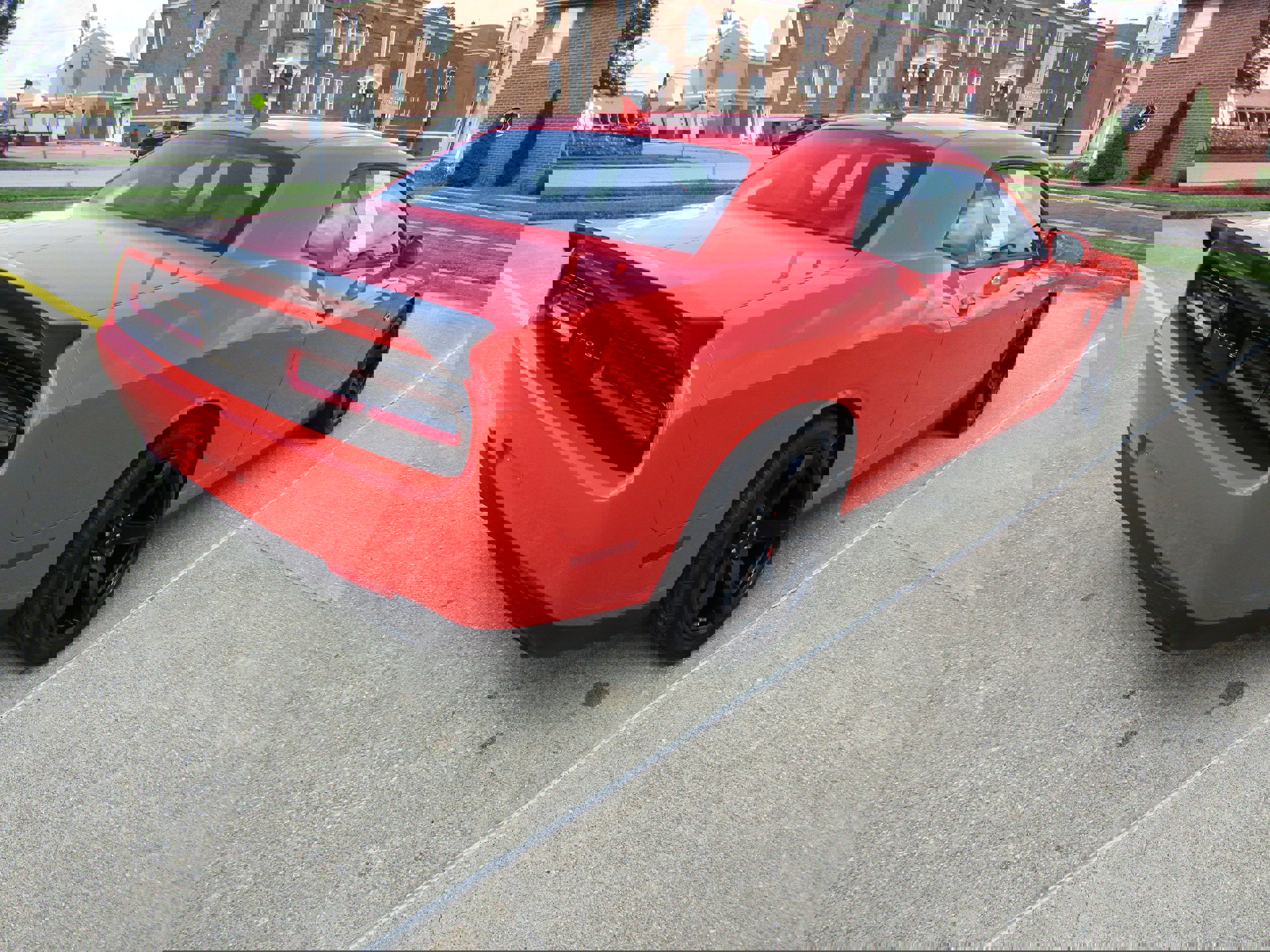 Used 2022 Dodge Challenger SRT Hellcat w/ Plus Package image 3