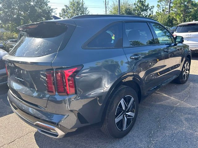 Certified 2023 Kia Sorento S w/ Panoramic Sunroof Package FWD image 3