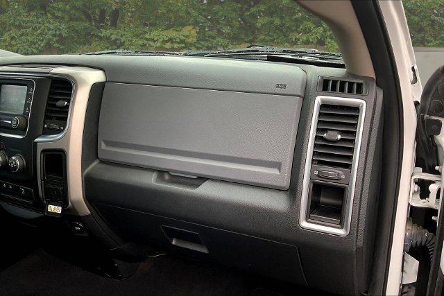 Used 2016 RAM 2500 SLT w/ Popular Equipment Group AWD/4WD image 18