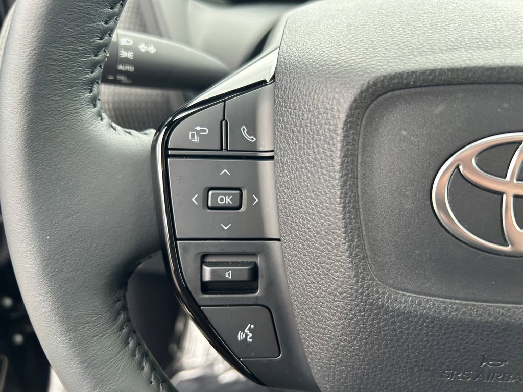 Used 2025 Toyota bZ4X FWD image 15