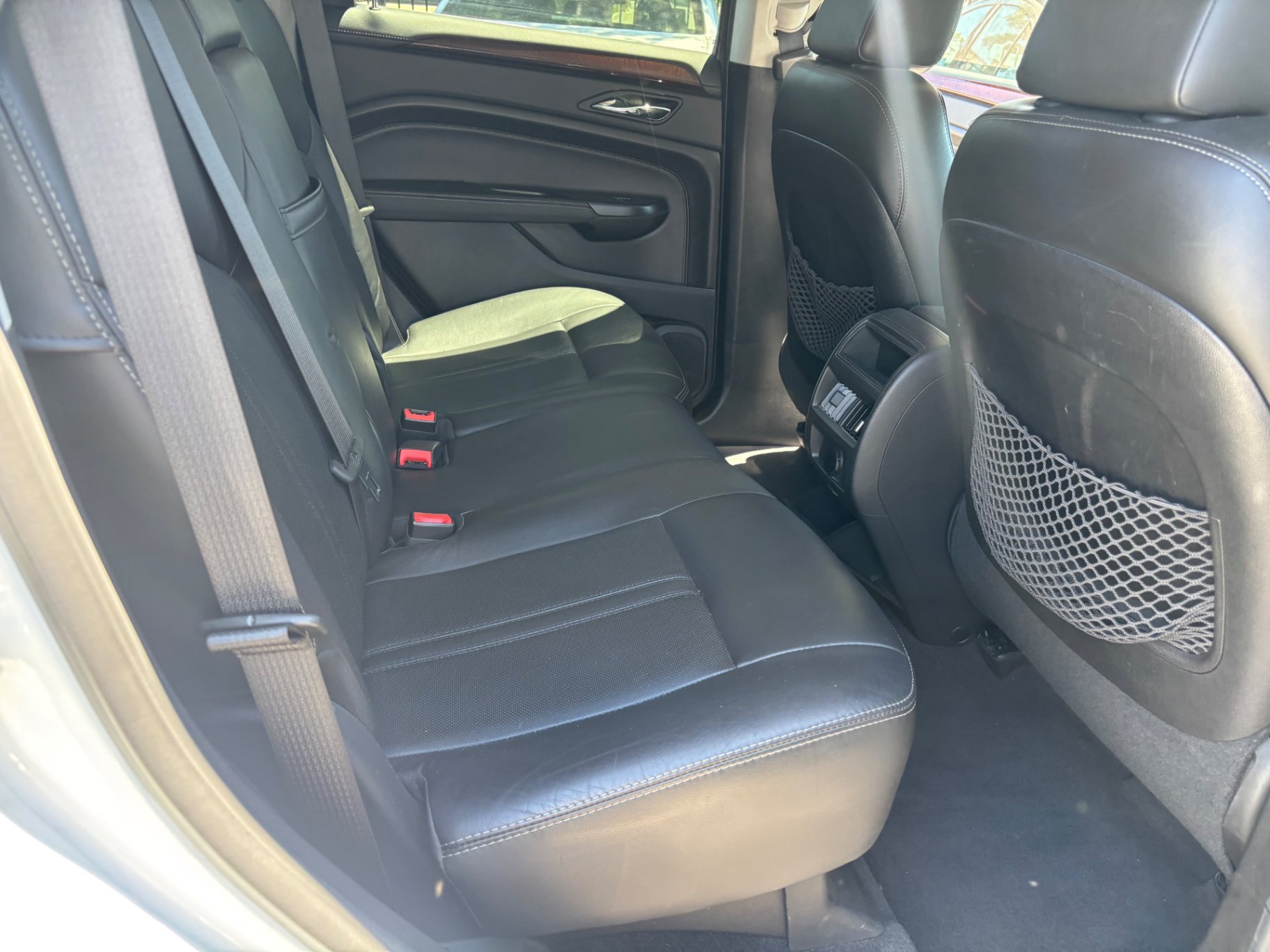 Used 2016 Cadillac SRX Luxury w/ Driver Awareness Package FWD image 10
