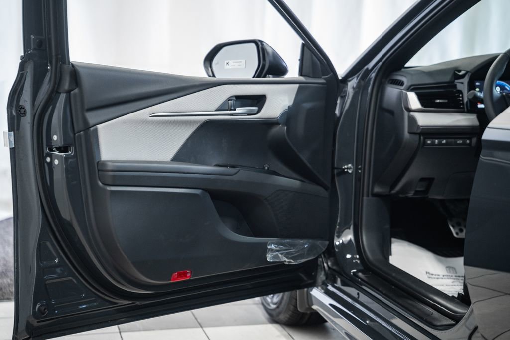 New 2026 Toyota Camry SE image 39