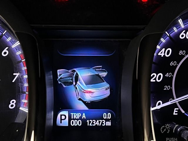 Used 2014 Toyota Avalon XLE Premium image 17