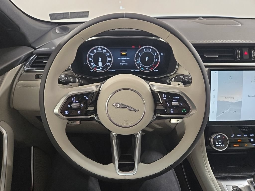New 2026 Jaguar F-PACE R-Dynamic S AWD/4WD image 10