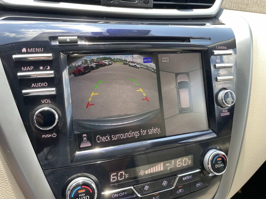 Used 2023 Nissan Murano SL FWD image 32