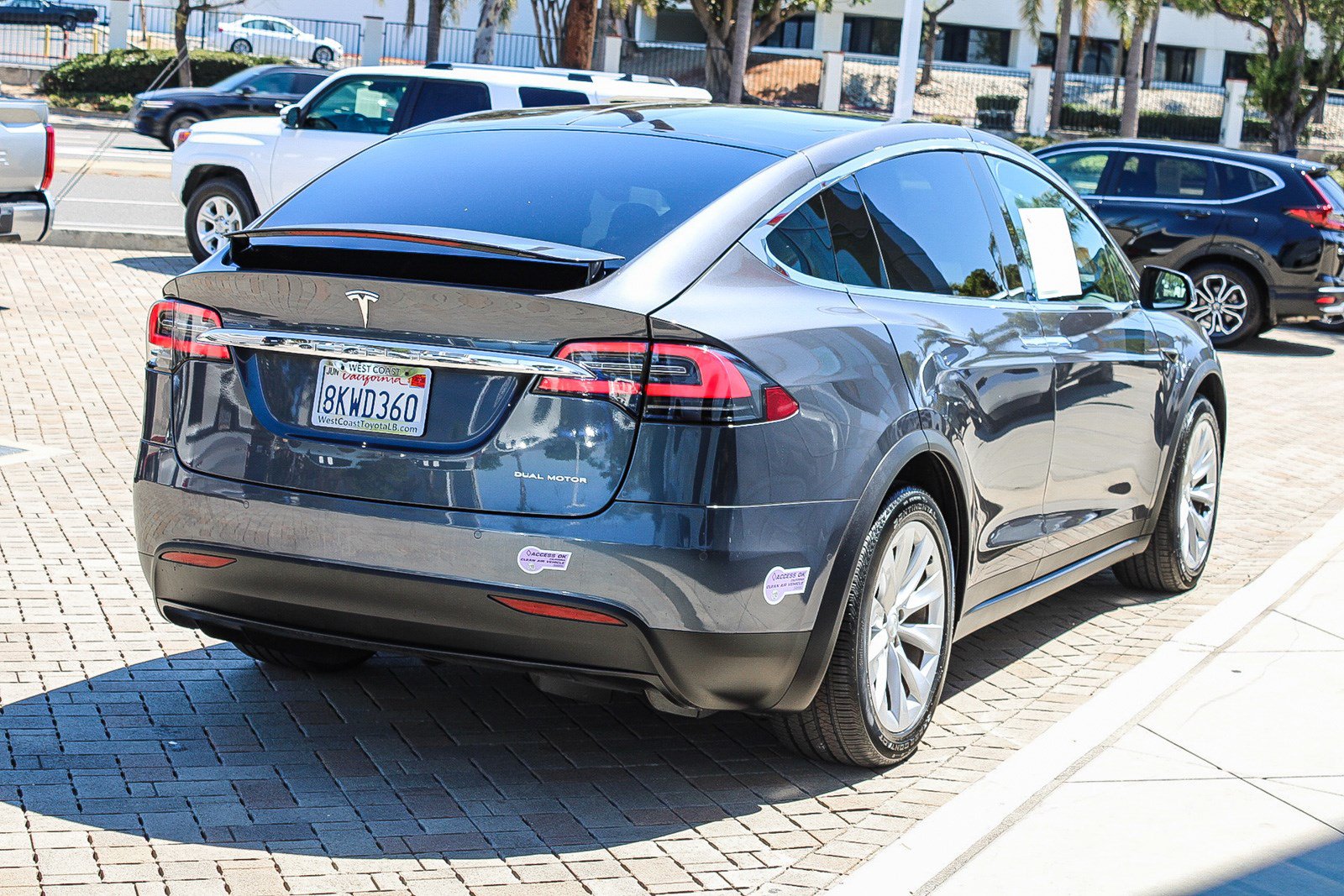 Used 2019 Tesla Model X 100D AWD/4WD image 7