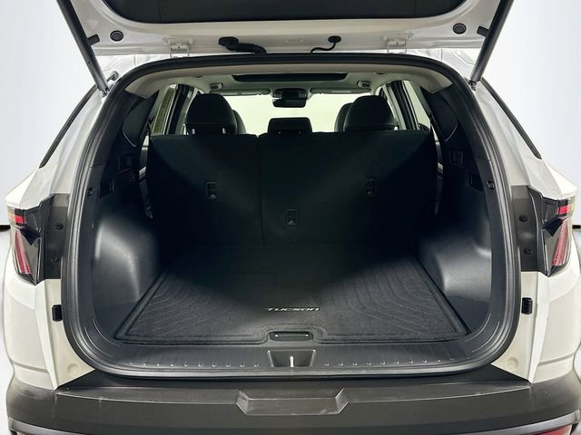 Used 2025 Hyundai Tucson SEL AWD/4WD image 32