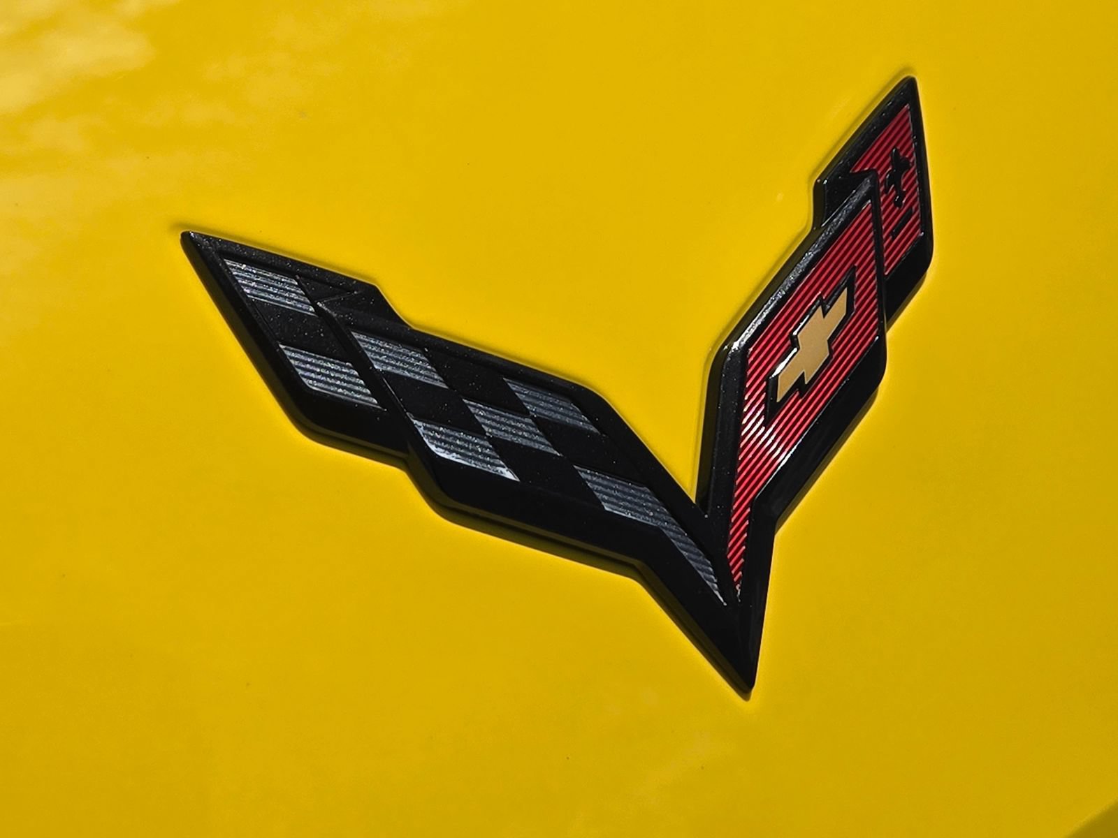 Used 2019 Chevrolet Corvette Grand Sport RWD image 3