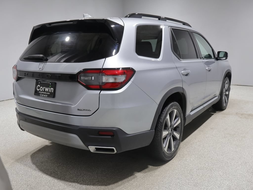 Used 2025 Honda Pilot Touring video 2