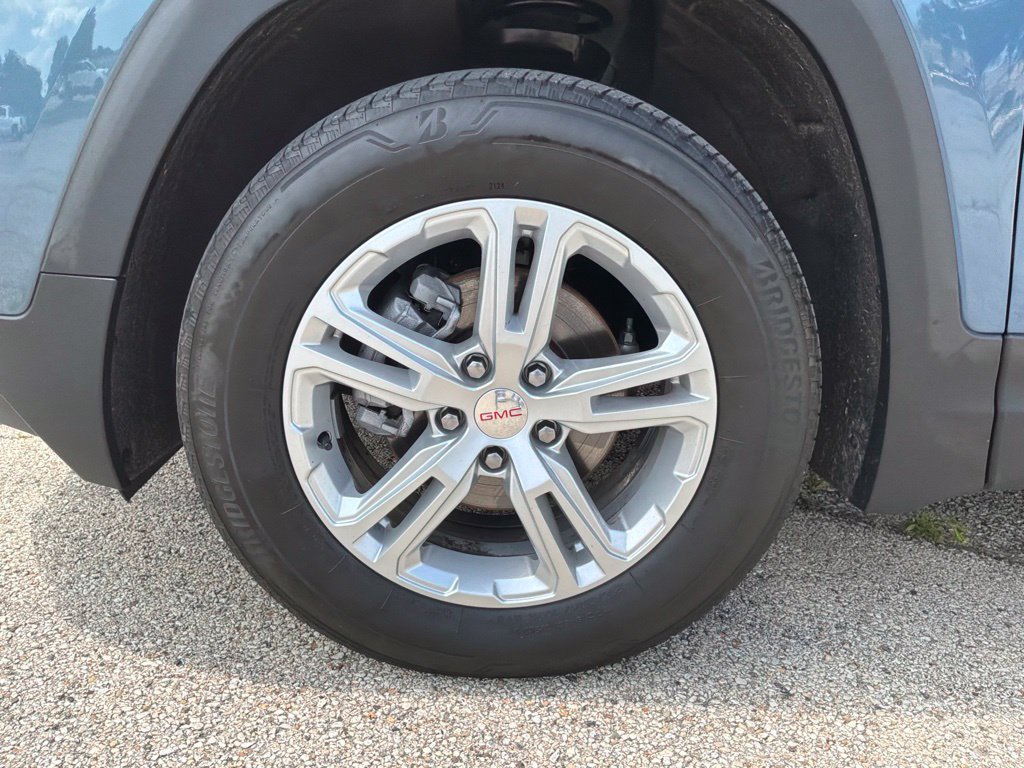 Used 2024 GMC Terrain SLE AWD/4WD image 21