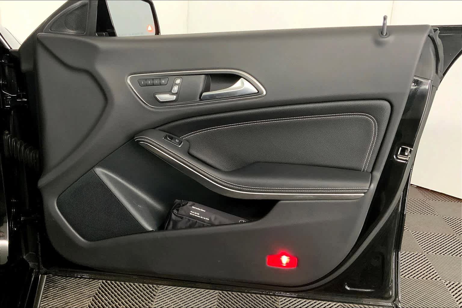 Used 2019 Mercedes-Benz CLA 250 4MATIC image 23
