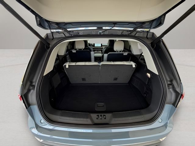 Used 2025 Lincoln Aviator Reserve w/ Luxury Package RWD image 36