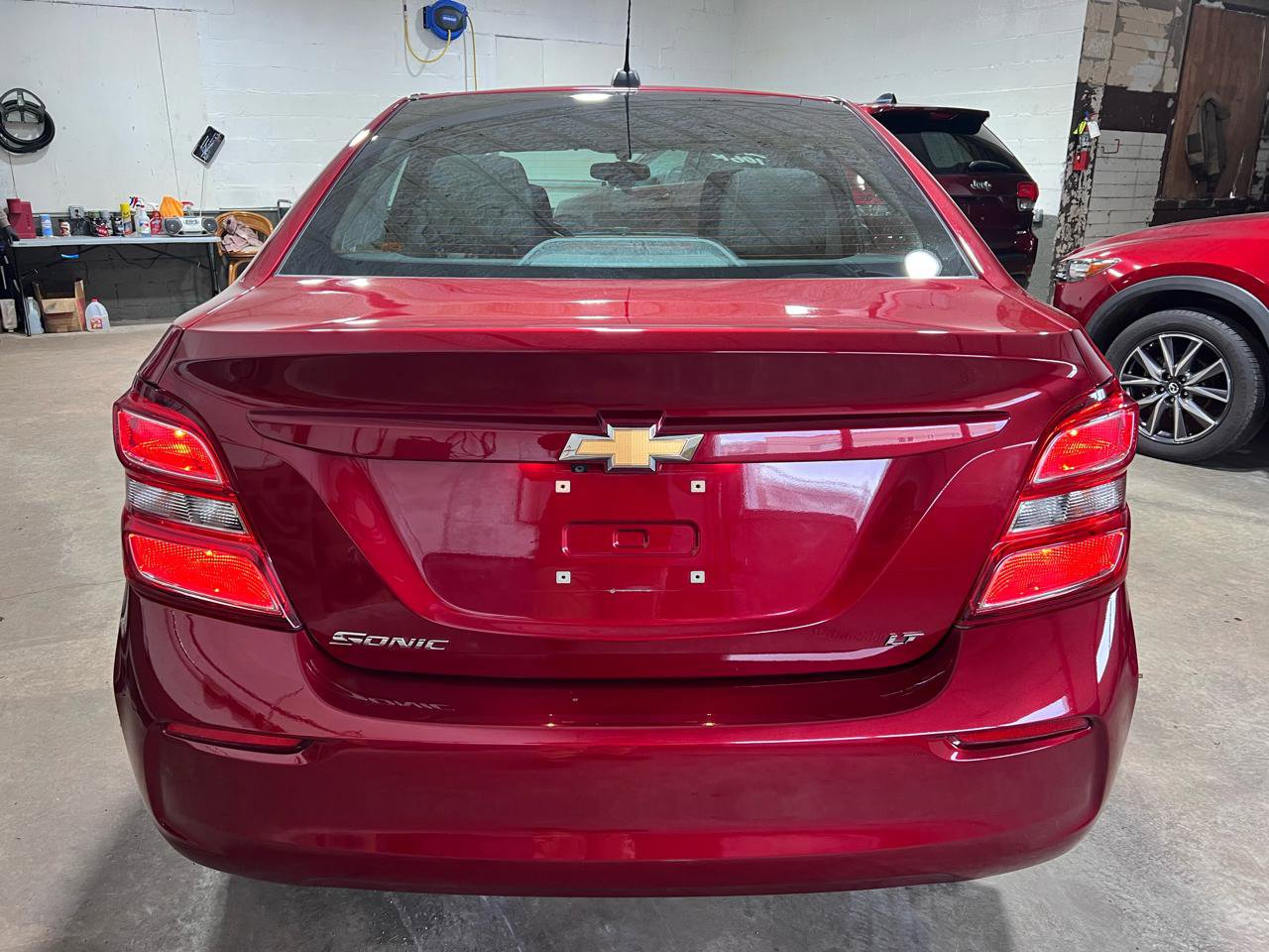 Used 2020 Chevrolet Sonic LT w/ Convenience Package image 6